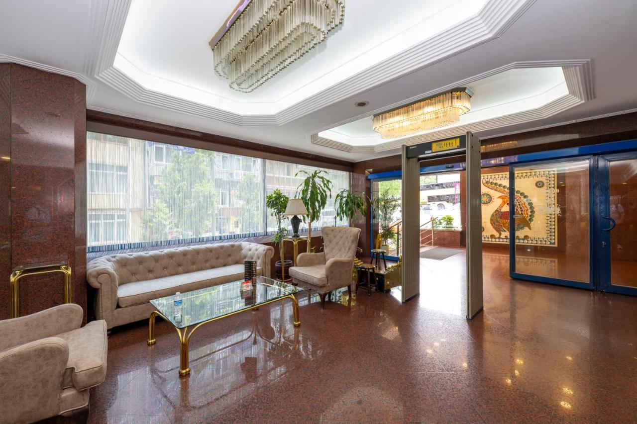 Готель Grand Anka